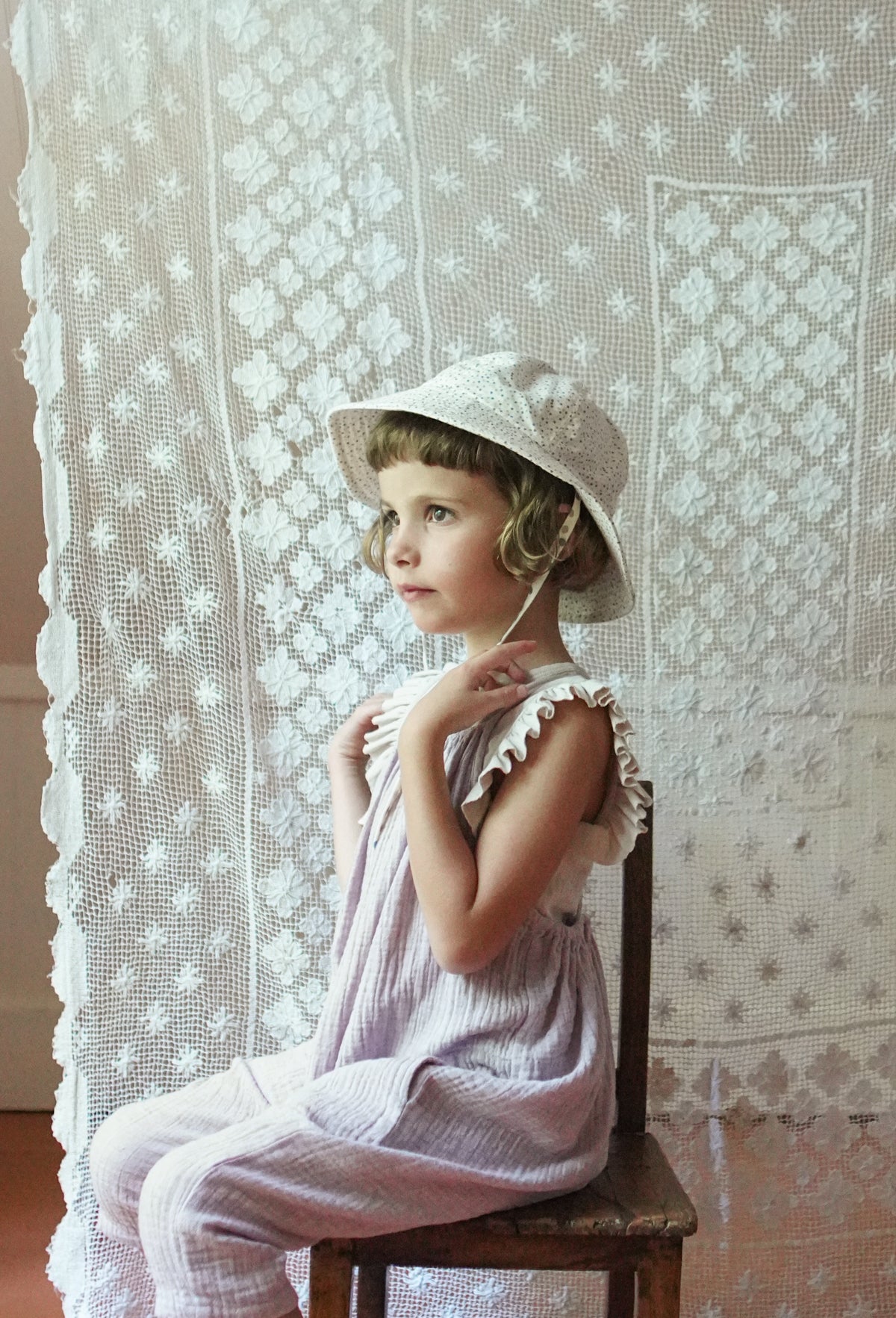 Dove Pointelle