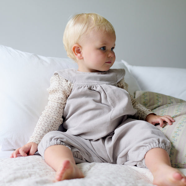 Pouf Onesie