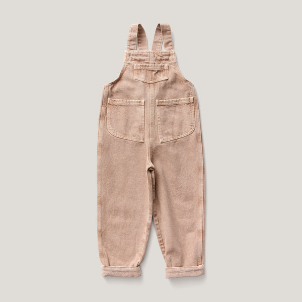 Tillie Overall, Pedra