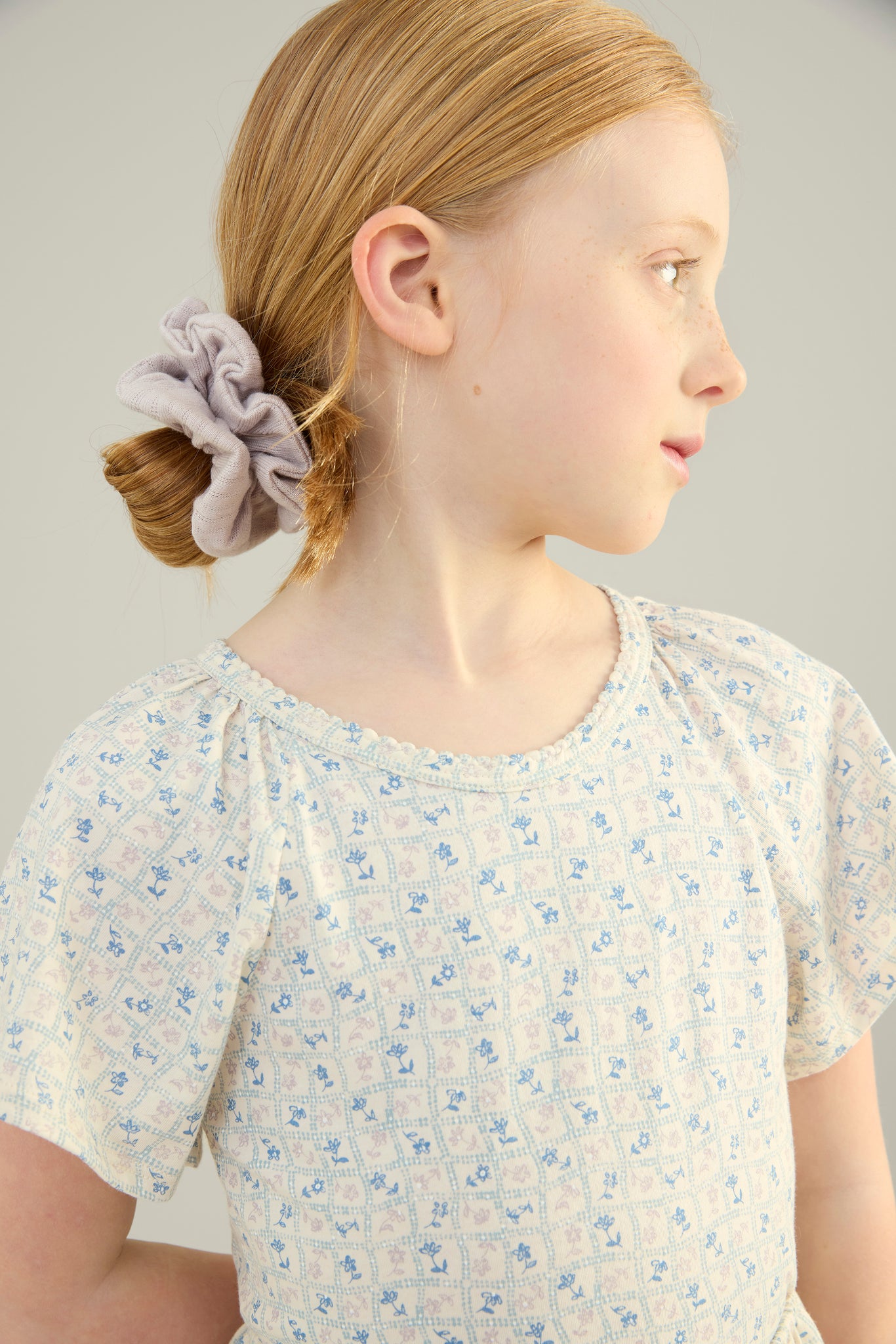 Flower Press Print, Azul / Seashell Pointelle